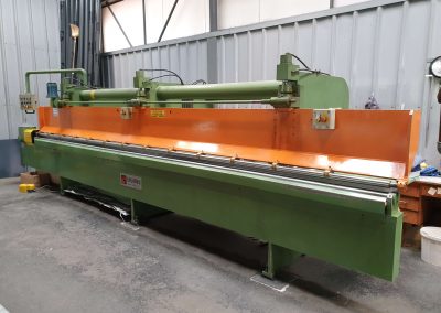 Stroj za valjanje pločevine